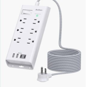 Flat-plug surge protector power bar with 5ft cord